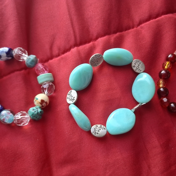 Colorful Beaded Bracelet Set - Picture 3 of 4